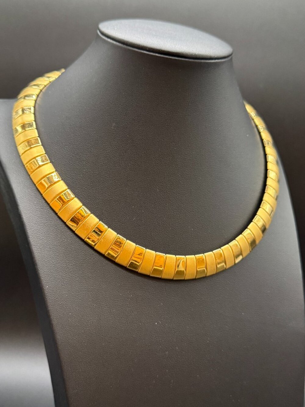 Gold Tone Choker Necklace Egyptian-look Costume Jewelry